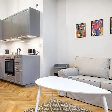 Tyzenhauz Rakowicka Street Apartment *
