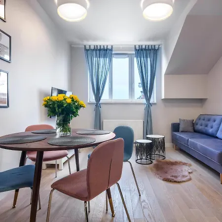 Apartment Tyzenhauz Rakowicka Street Krakow