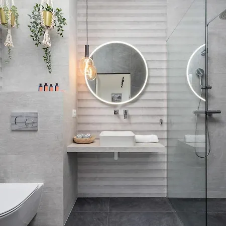 Luxurious Rakowicka By Renters Prestige Apartment *