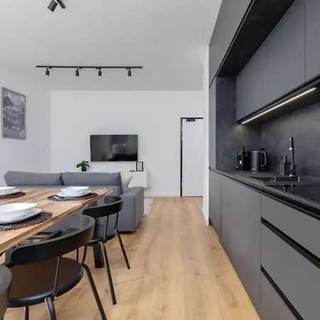Luxurious Rakowicka By Renters Prestige Krakow