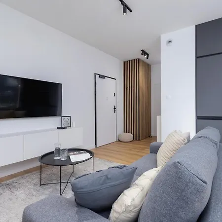 Luxurious Rakowicka By Renters Prestige Krakow