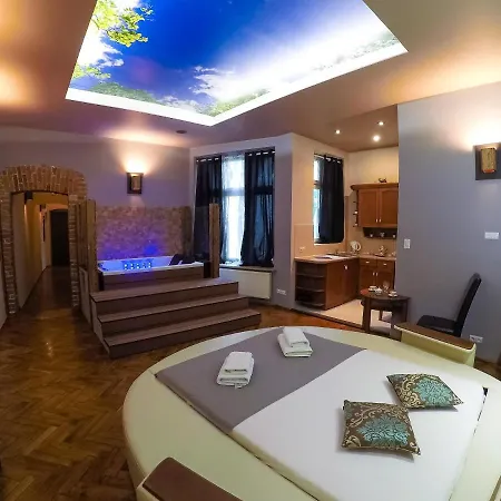 Dunajewski Hotel apartamentowy 3*