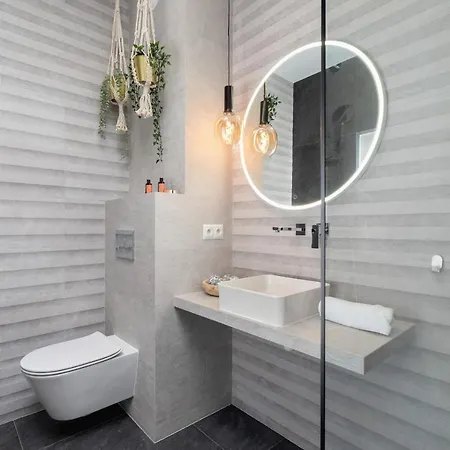Luxurious Rakowicka By Renters Prestige * Krakow