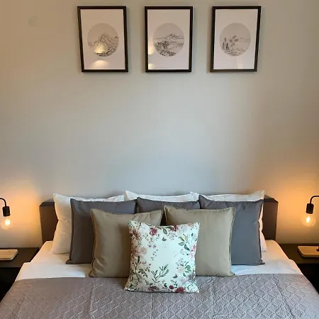 Royal Apartment *