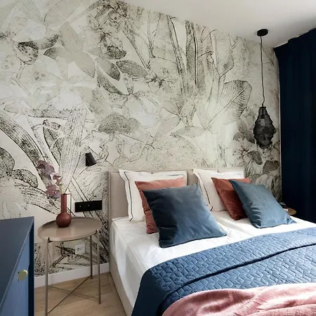 No 7 Terrace Apartment *