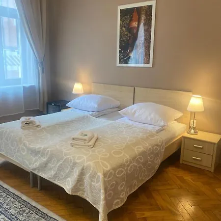 Apart Otel Maria 2*