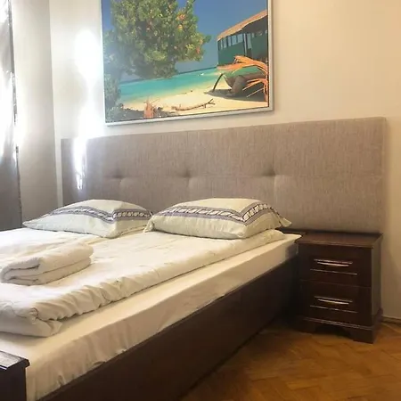 P&j Sw. Krzyza Apartment Krakow