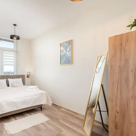Basztowa By Vsi Apartment *