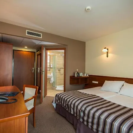 Great Polonia Conrad 4* Krakow