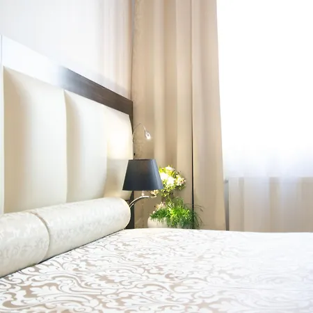 Atrium Otel
