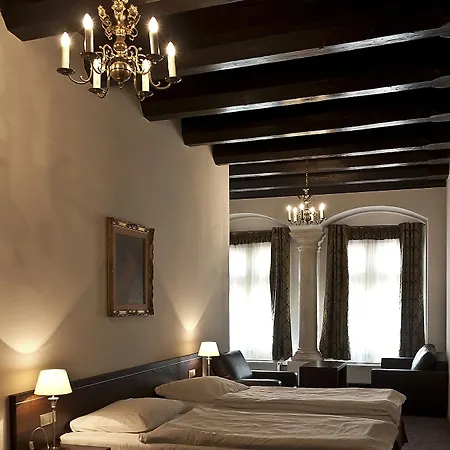 Hotel Rezydent 3*