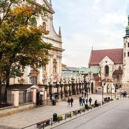 Отель Senacki 4*