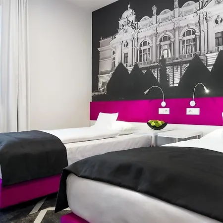 Western Old Town Otel