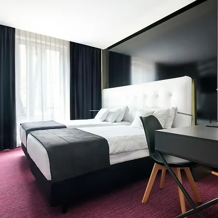 Western Old Town Otel