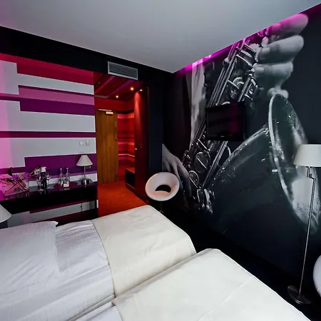 Western Old Town Otel 3*