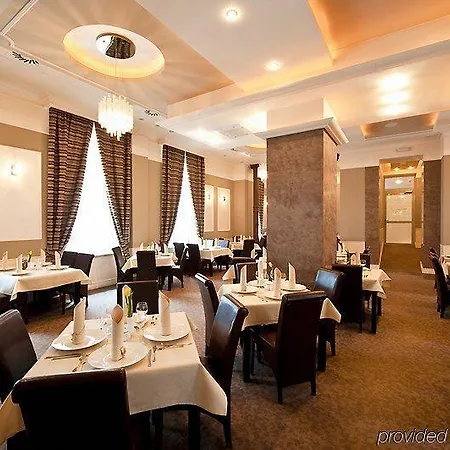 Otel Western Old Town