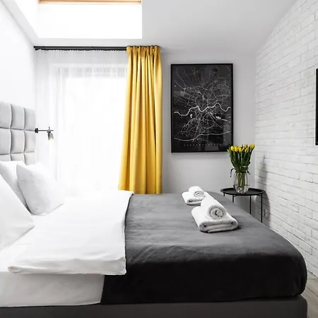 Househost Apartament: Ul. Miodowa 42/42a Appartamento *