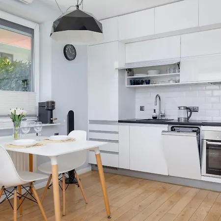 Apartament Osiedle Zyczen Stawowa Cracow By Renters *