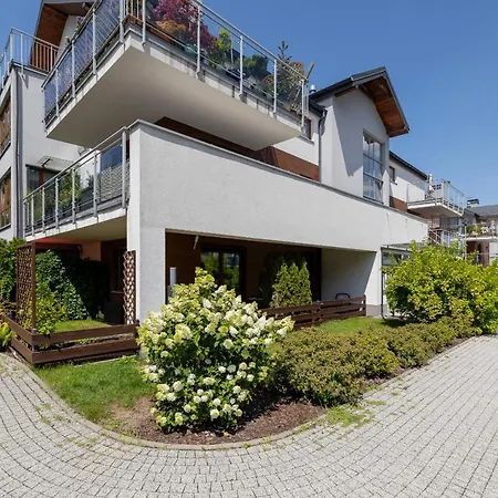 Apartament Osiedle Zyczen Stawowa Cracow By Renters Kraków