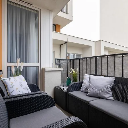 Apartament Osiedle Avia Harmonious With Balcony & Parking Cracow By Renters Prestige *