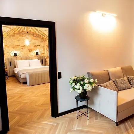 Hotel Teatr 4*