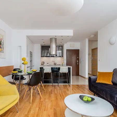 Apartment Modern With Free Parking Spot