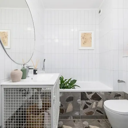 Apartment With Balcony, Private Parking - Bagry - Goszczynskiego 1 Krakau