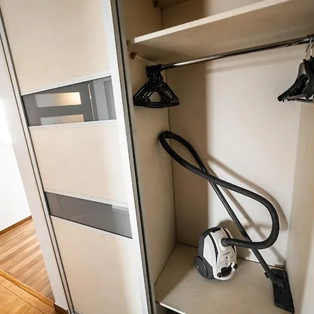 Bulwar Kurlandzki Vistula Apartment *
