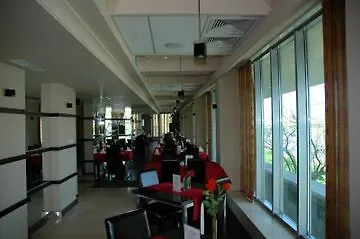 波勒斯基酒店