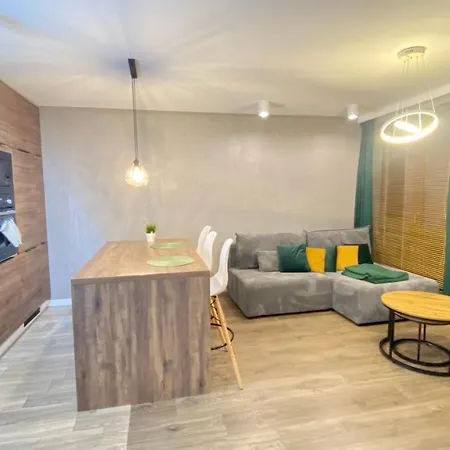 Zlocien Apartment *