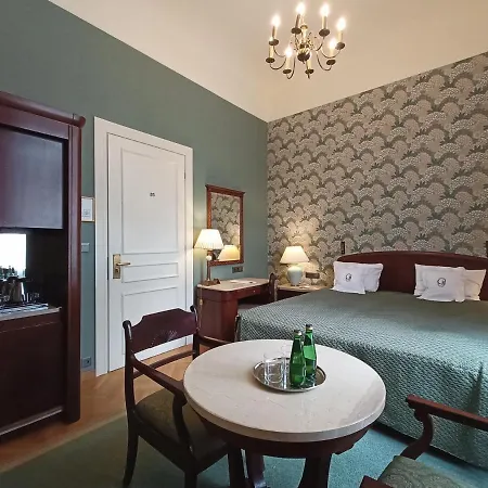 Grand Otel