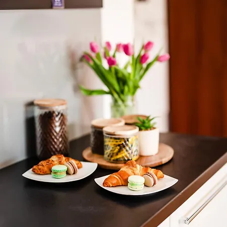 Apartment Neapol Parking Gratis Moxy Te&am Cracow *