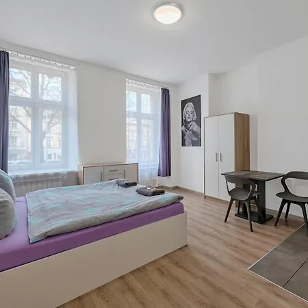 Albergue 70s *