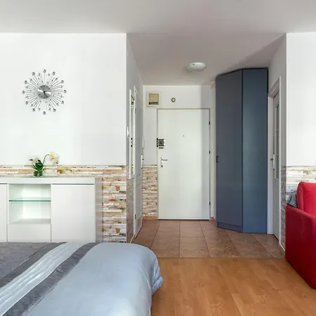 Apartamento Apartament Diamond 35m2, 4 Osoby, Balkon, Free Parking Cracovia