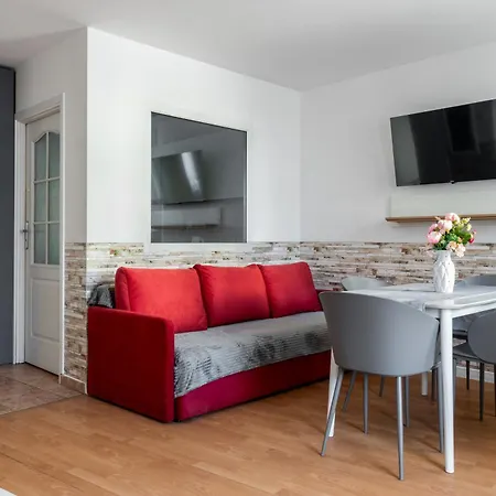 Apartament Diamond 35m2, 4 Osoby, Balkon, Free Parking Apartamento *