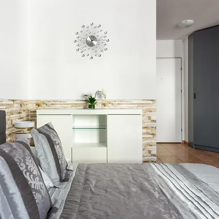 Apartament Diamond 35m2, 4 Osoby, Balkon, Free Parking * Cracovia