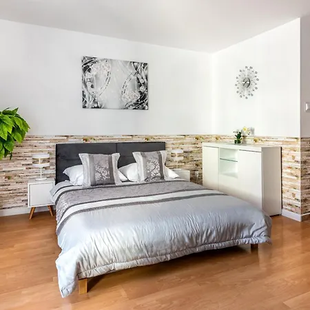 Apartament Diamond 35m2, 4 Osoby, Balkon, Free Parking Apartamento *
