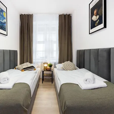Apartment Jozefa 12 *