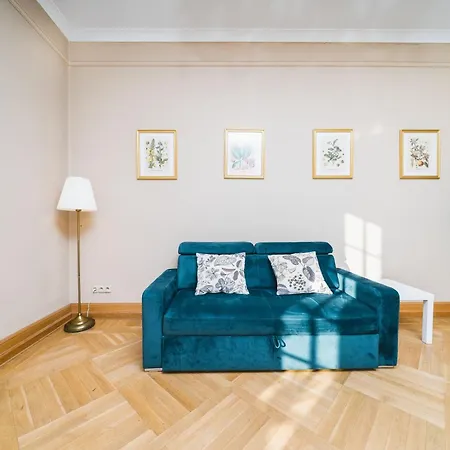W Palacu Pod Baranami Apartmán *