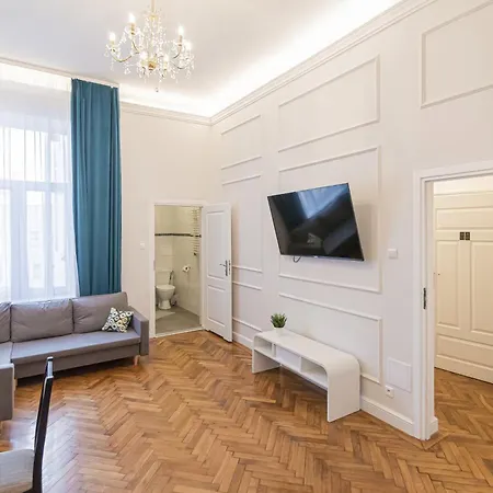 Apartment Royal