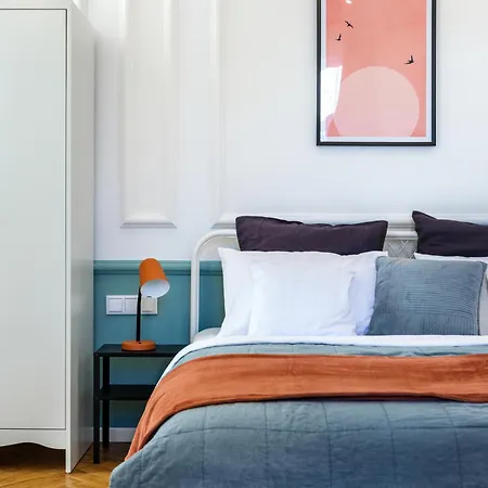 Playroom Aparthotel *