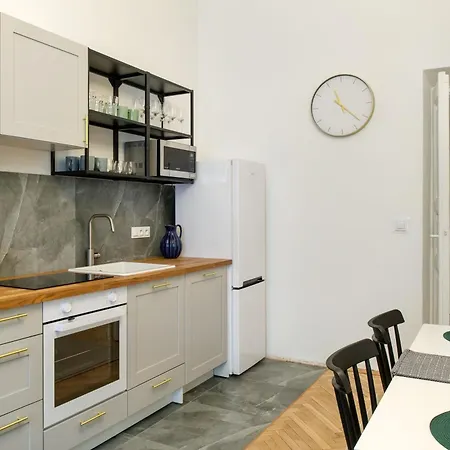 Wawelove Spacious 3 Bedroom 1 Min To Main Sq! アパート クラクフ