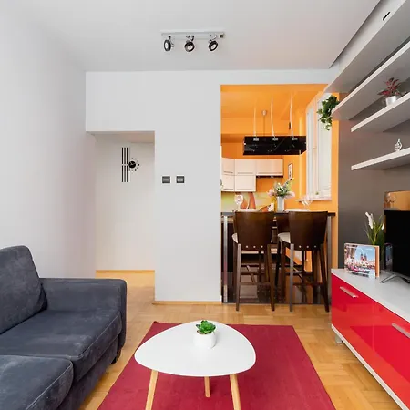 Lagiewniki Sanctuary One Bedroom By Renters Apartment *