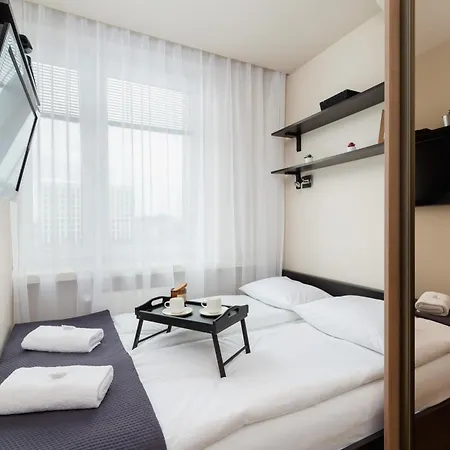 Lagiewniki Sanctuary One Bedroom By Renters Apartment *