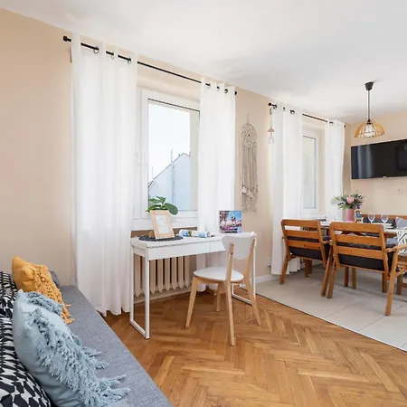Apartment Eagle Pharmacy By Renters *