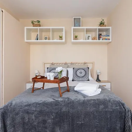 Apartment Eagle Pharmacy By Renters Krakow