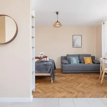 Eagle Pharmacy By Renters * Krakow