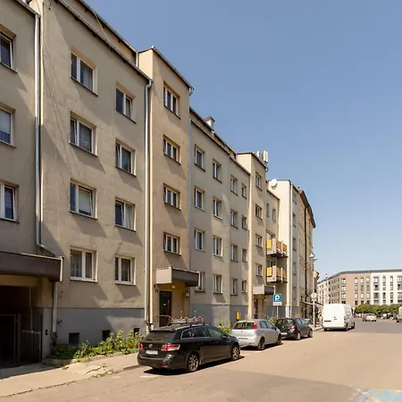 Eagle Pharmacy By Renters Krakow