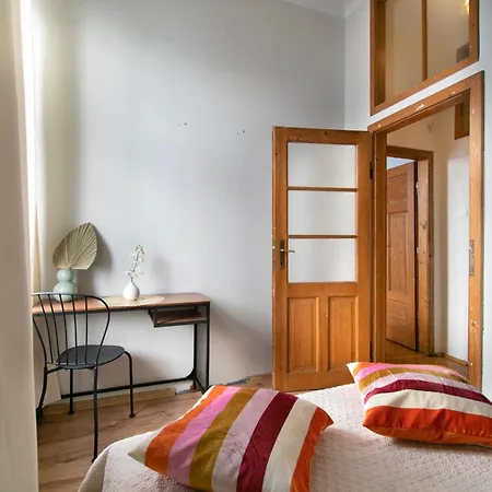 Cozy Krakowska Street, Kazimierz District Apartment