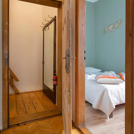 Cozy Krakowska Street, Kazimierz District Apartment *